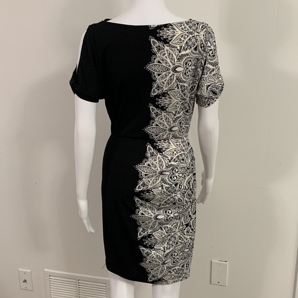 BCBGMaxazris Dress, cold shoulder Roushed (Rouched?) on side, slouch neckline - Picture 5 of 8